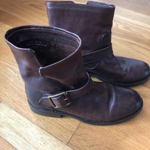 Frye Veronica ankle boots